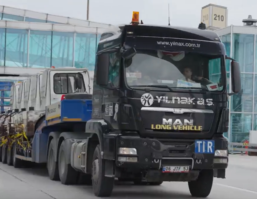 turkish-cargo-ve-tgs-yer-hizmetleri-a.s.-nin-ataturk-havalimanindan-yeni-havalimanina-tasima-islemi